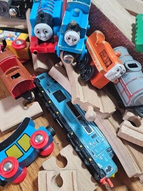 Thomas & Friends Mixed Blue and Orange Train Lot